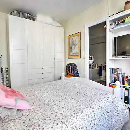 Apartment Great In The Xiv By Guestready